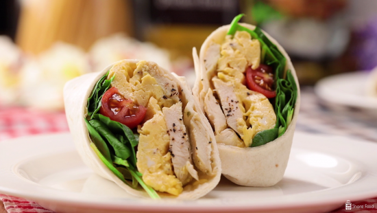 Lemony Greek Yoghurt Chicken Wrap | Sadia Singapore